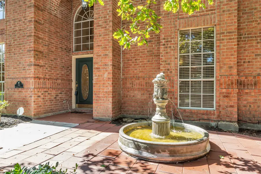 454 Stephen F Austin Drive, Conroe, TX 77302 - Image #3