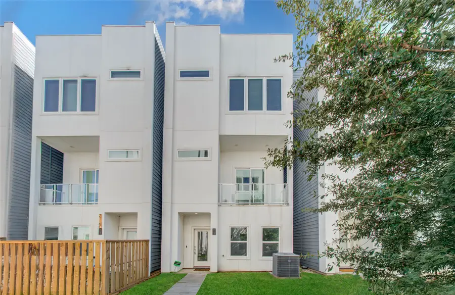 2116 Naomi Street #B, Houston, TX 77054 - #3