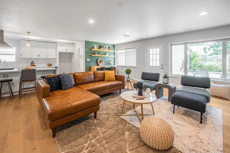 2706 Manila Lane, Houston, TX 77043 - Image #3