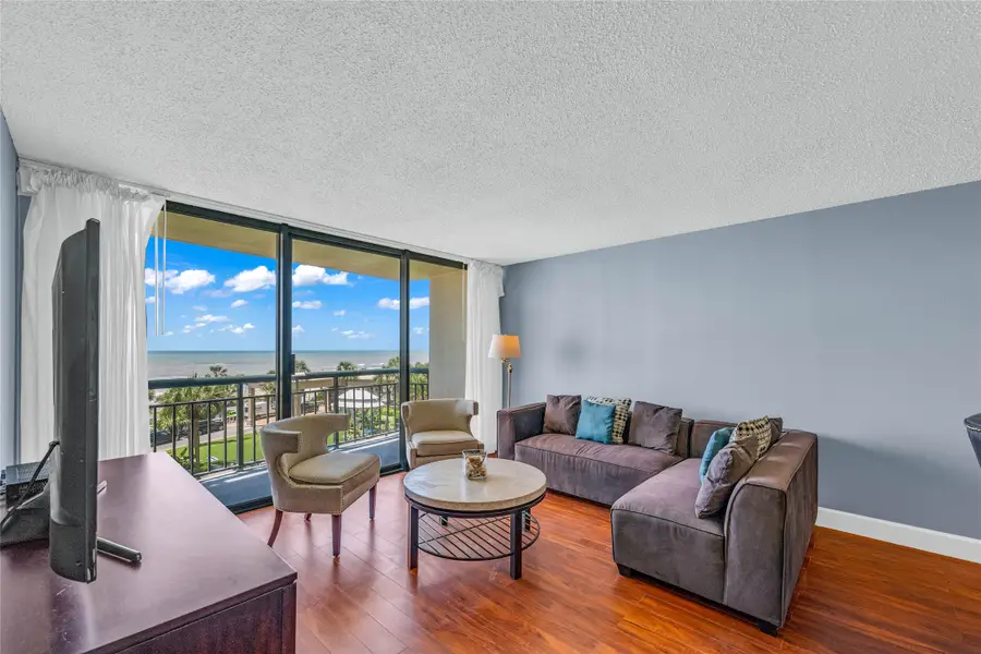 5220 Seawall Boulevard #635, Galveston, TX 77551 - #2