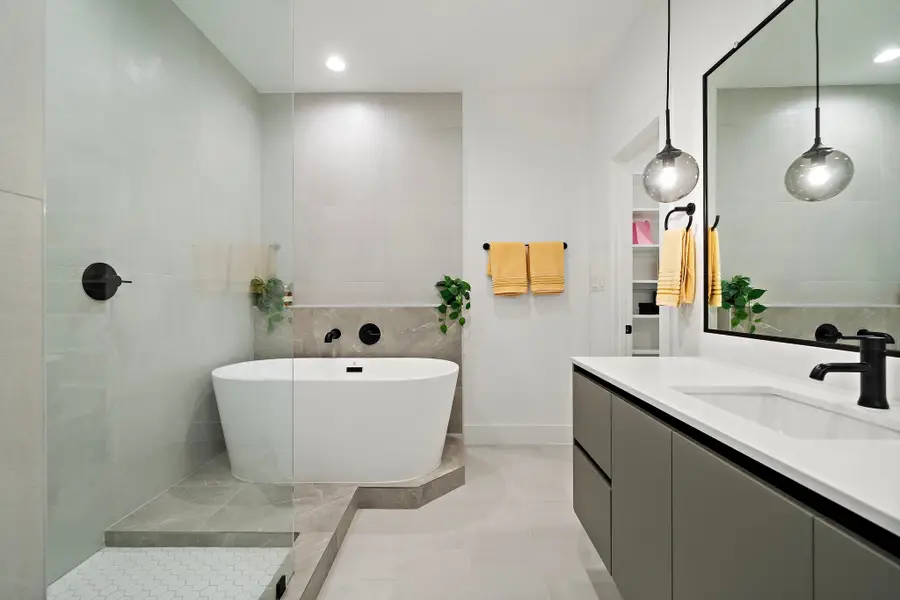 1607 Barbee Street, Houston, TX 77004 - Image #2