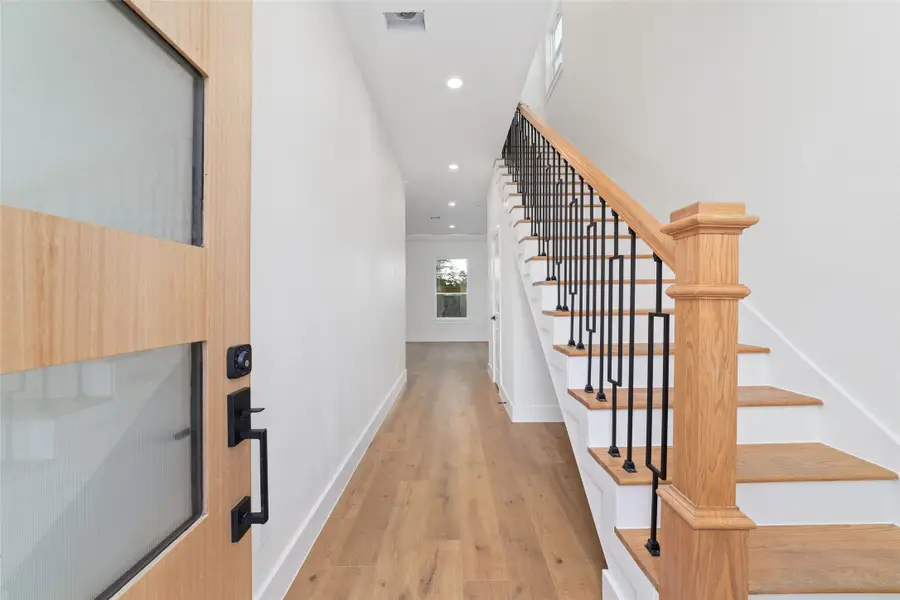5811 Outer Banks Street, Houston, TX 77091 - #3