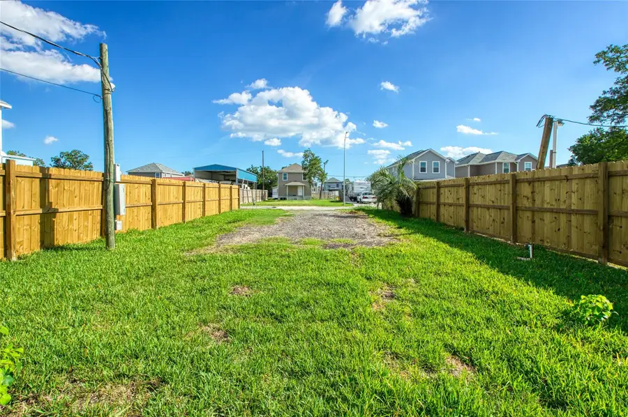 142 Flamingo Bight S, Baytown, TX 77523 - #3