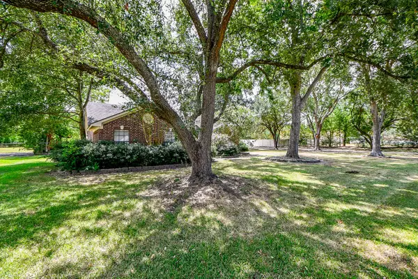 25121 Lakeview Road, Katy, TX 77494