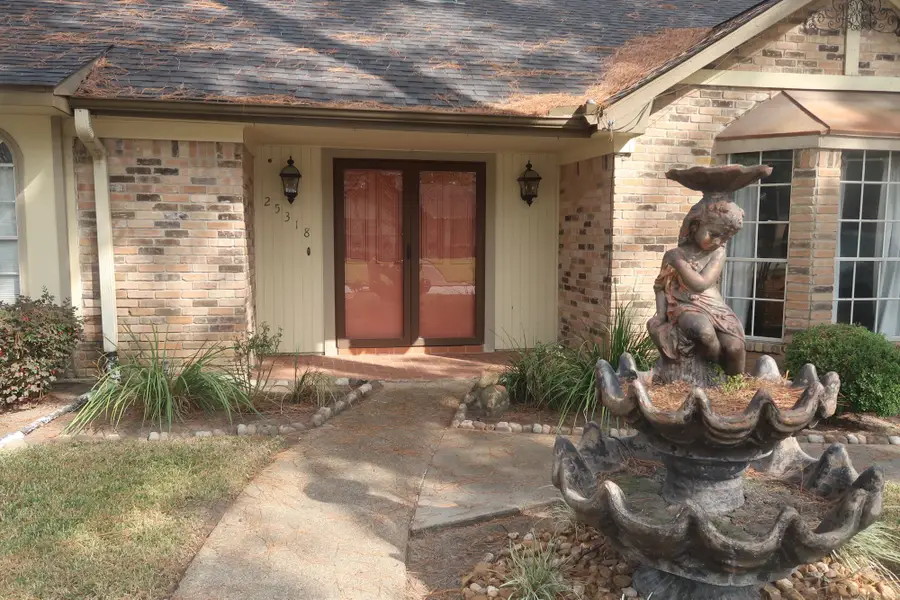 25318 Lynbriar Lane, Spring, TX 77373 - Image #3