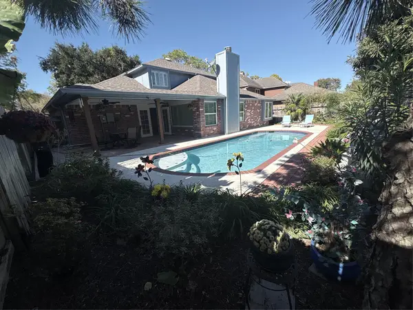 1323 Village Garden Drive, Missouri City, TX 77459