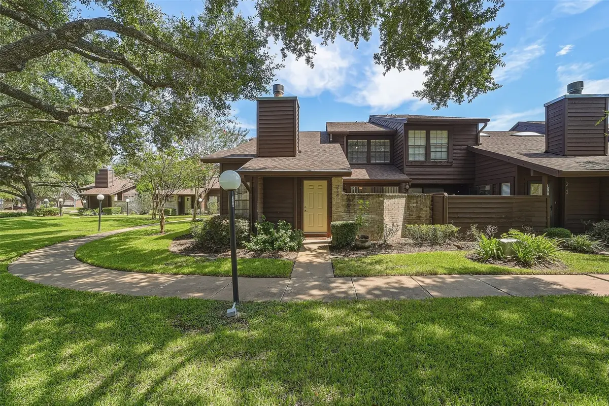 2611 Grants Lake Boulevard #214, Sugar Land, TX 77479 - #1
