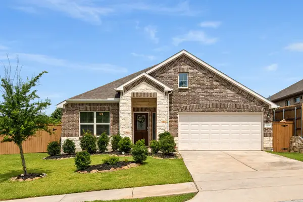 725 Yellow Birch Lane, Conroe, TX 77304