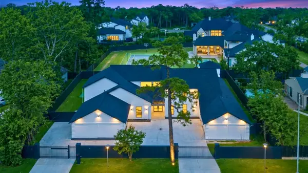 12564 Memorial Drive, Houston, TX 77024
