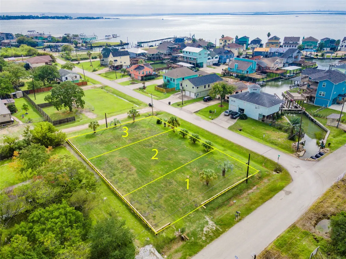 Lot 1 Avenue L, Bacliff, TX 77518 - Image #1