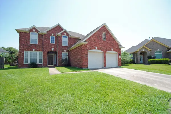 1202 Reams Court, Fresno, TX 77545