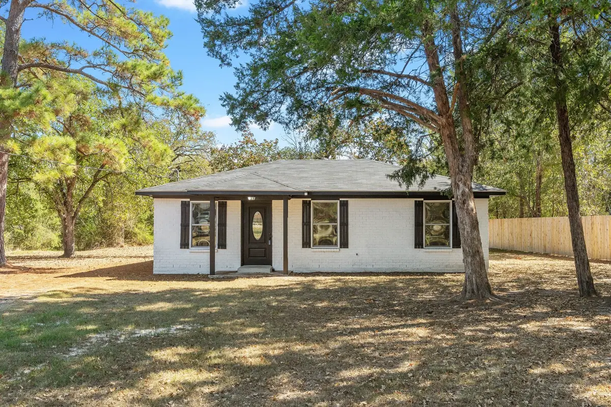 13 Merlin Spur, Huntsville, TX 77320 - Image #1