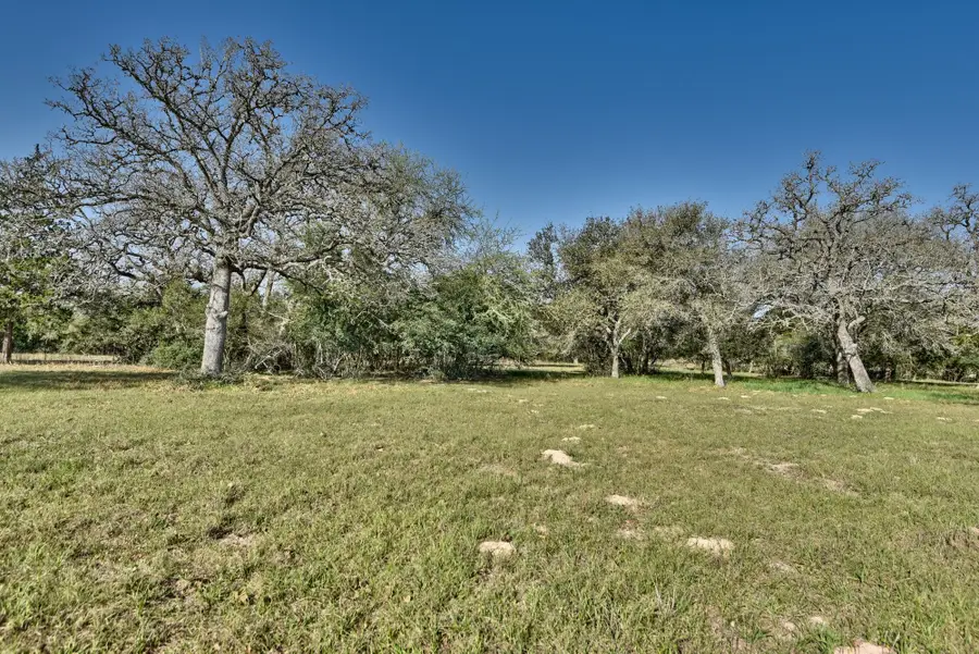 225 Private Road 4007, Hallettsville, TX 77964 - #2