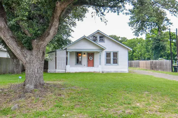 1615 Eagle Lake Road, Sealy, TX 77474