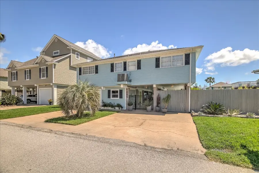 1085 Redfish Street, Bayou Vista, TX 77563 - #3