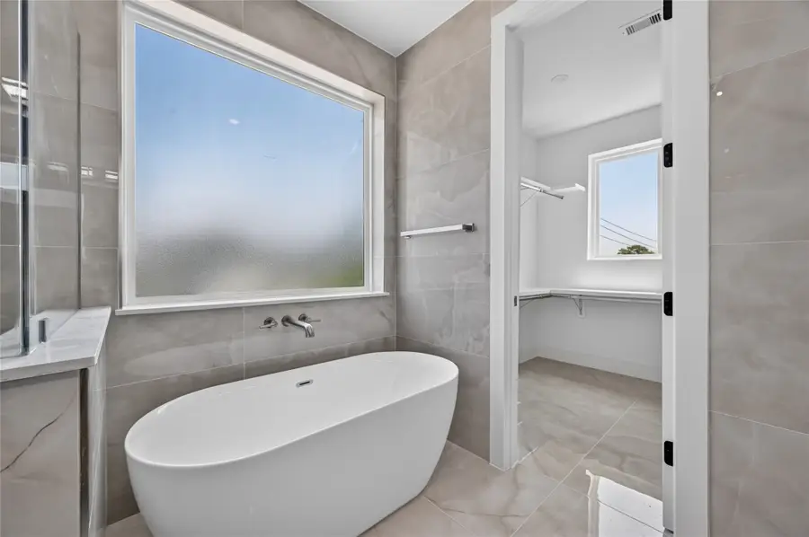 1424 W 23rd Street #B, Houston, TX 77008 - #2