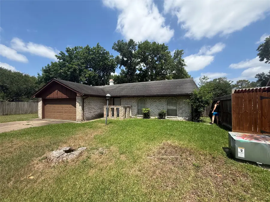 13730 Fernhill Drive, Sugar Land, TX 77498 - Image #2