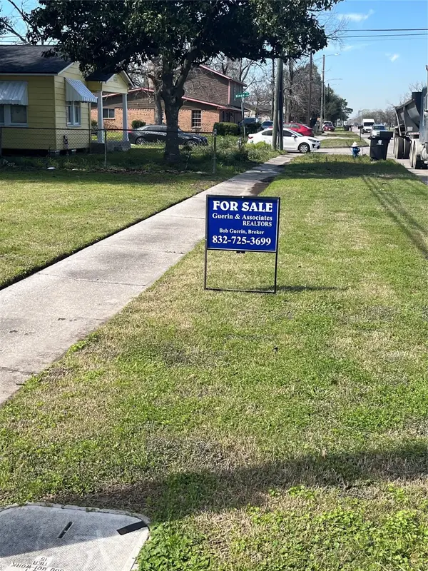 0 S Victory Drive, Houston, TX 77088