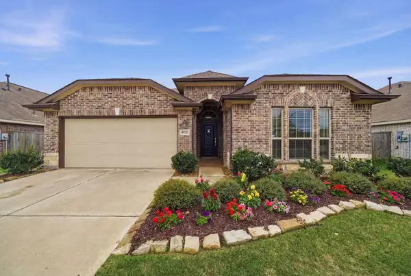 4920 Twin Summit Drive, Rosenberg, TX 77469