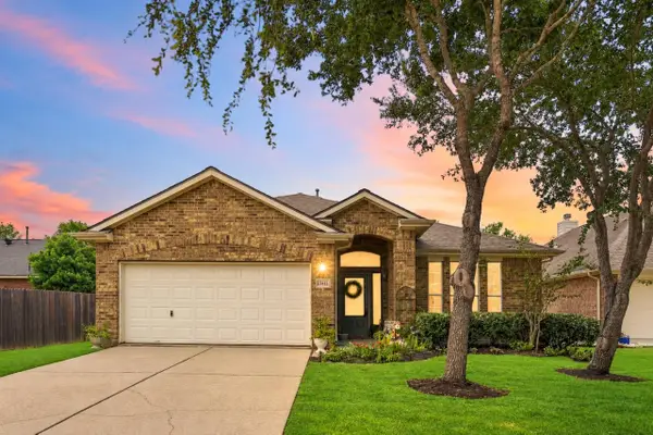 11415 English Rose Trail, Missouri City, TX 77459