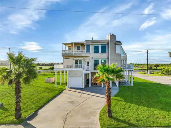 19131 Kahala Drive, Galveston, TX 77554
