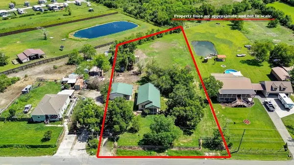 7223 Highland Road, Santa Fe, TX 77517