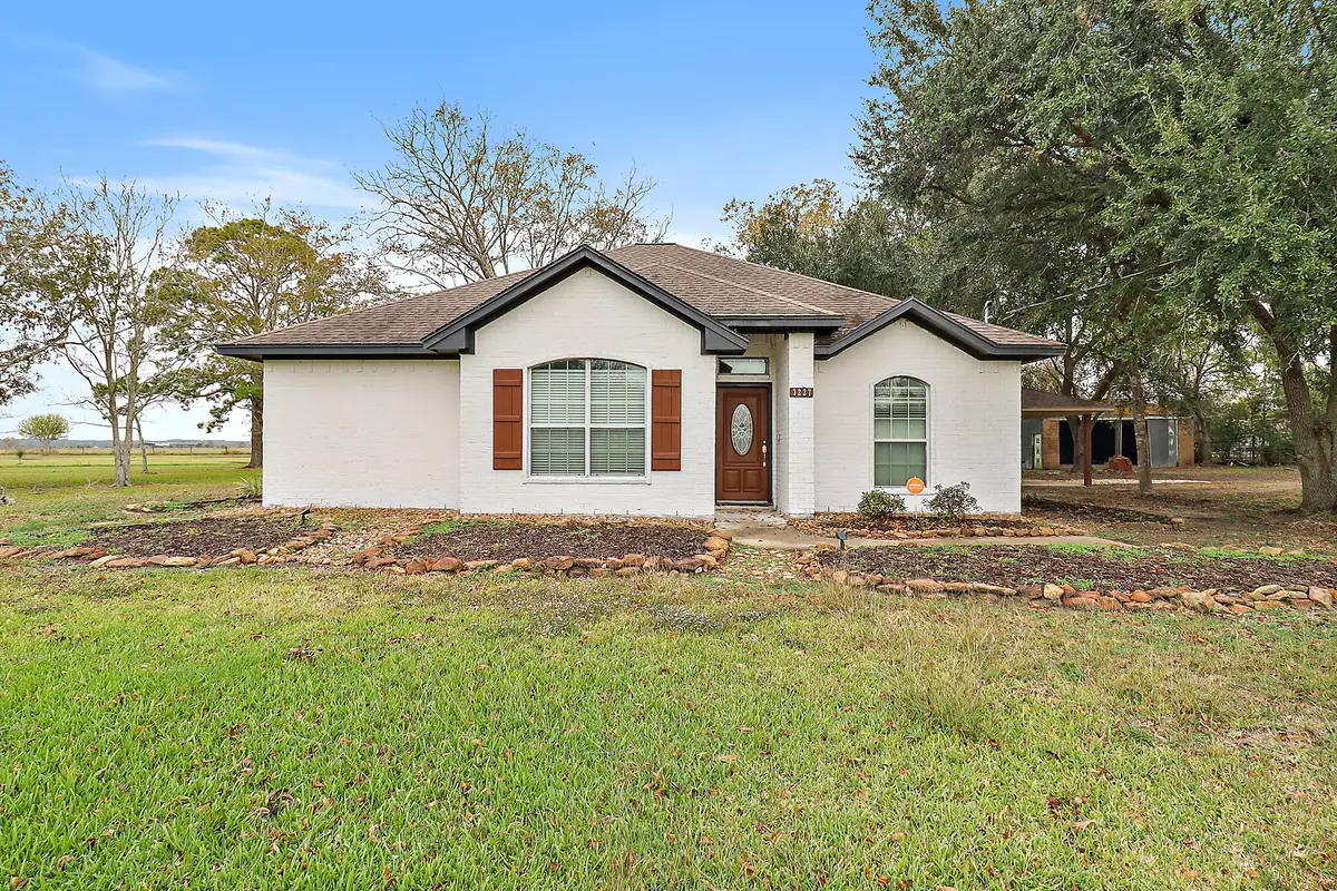 3227 Fm 2936, Anahuac, TX 77514 - #1