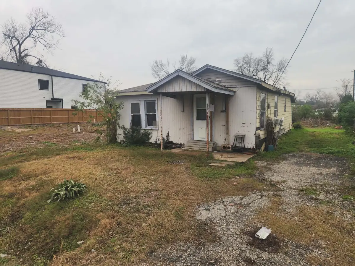 7821 Ethel Street, Houston, TX 77028 - Image #1