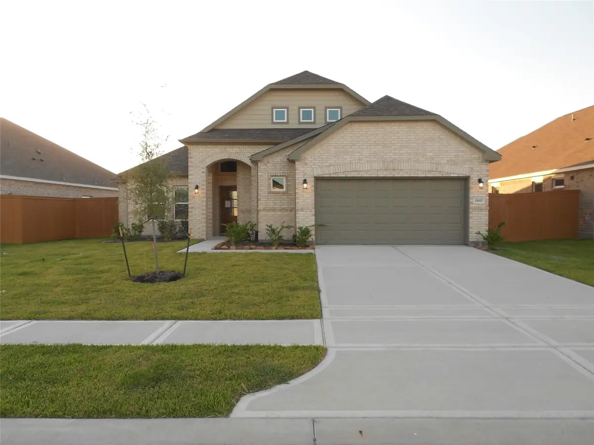 1041 Comal Trail, Dayton, TX 77535 - #1