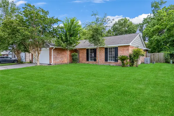 9806 Tanager Lane, Conroe, TX 77385