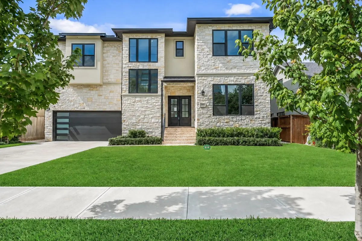 2046 Macarthur Street, Houston, TX 77030 - #1