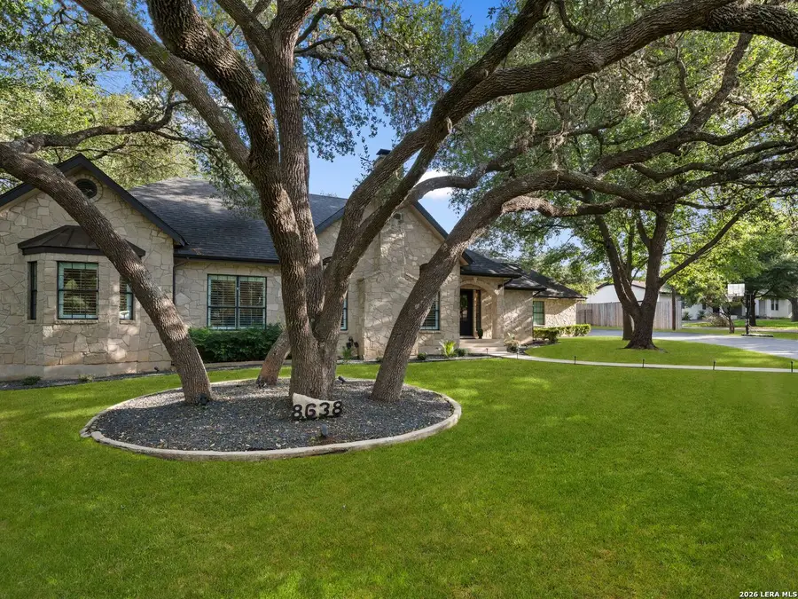 8638 Classic Oaks Ln, San Antonio, TX 78255 - #3