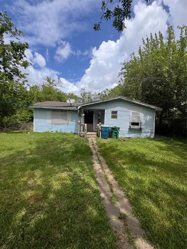 6021 Hertford Street, Houston, TX 77048