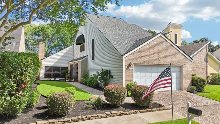 12207 Gladewick Drive, Houston, TX 77077 - Image #2