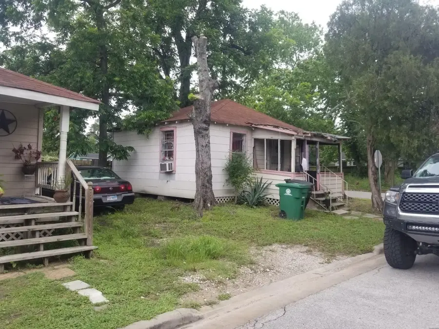 1407 Amundsen Street, Houston, TX 77009 - #2