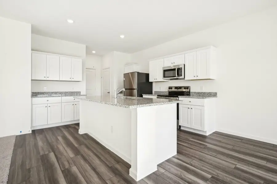 10304 Red Orchid Drive, Houston, TX 77016 - Image #3