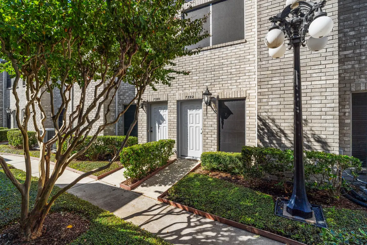 7392 Regency Square Court #7392, Houston, TX 77036 - Image #1