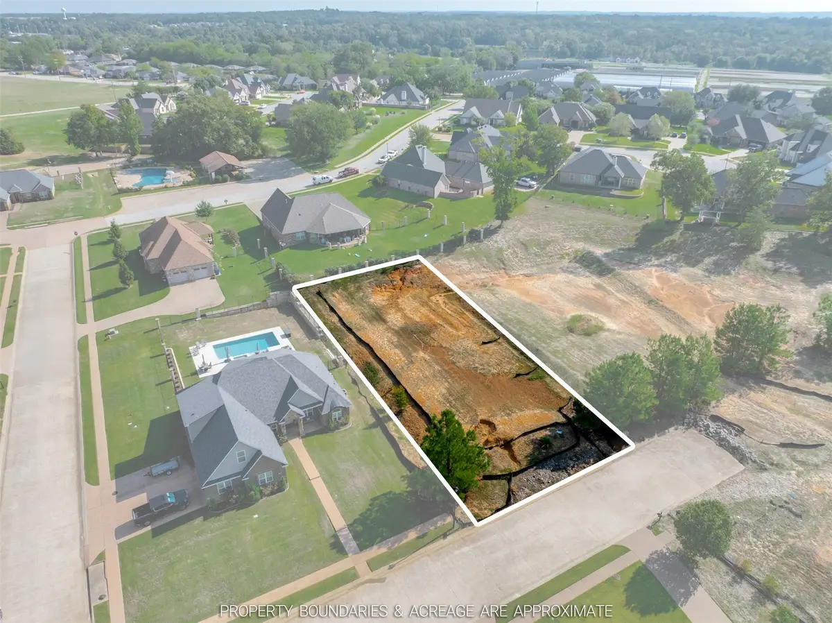 304 Colton Cove, Lindale, TX 75771 - #1