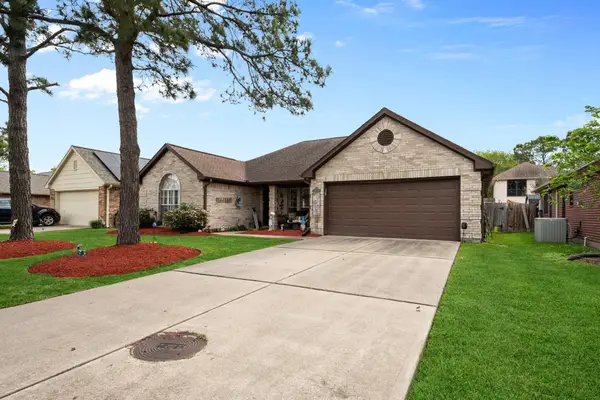1122 Glenmeadows Drive, La Porte, TX 77571