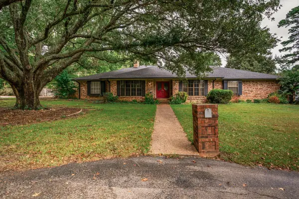 603 Tuttle, White Oak, TX 75693