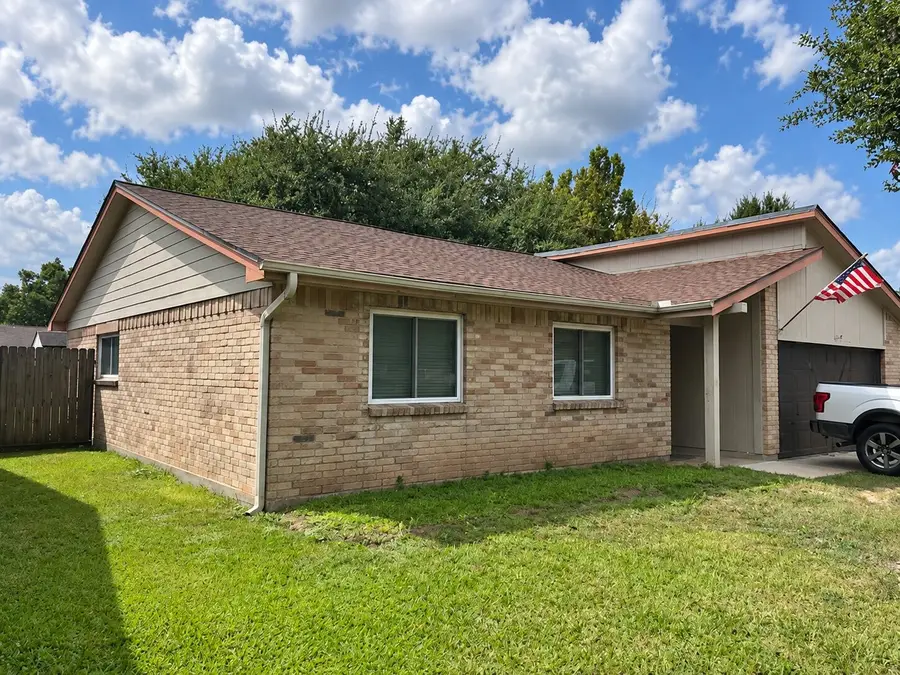 5001 Crestway Drive, La Porte, TX 77571 - #3