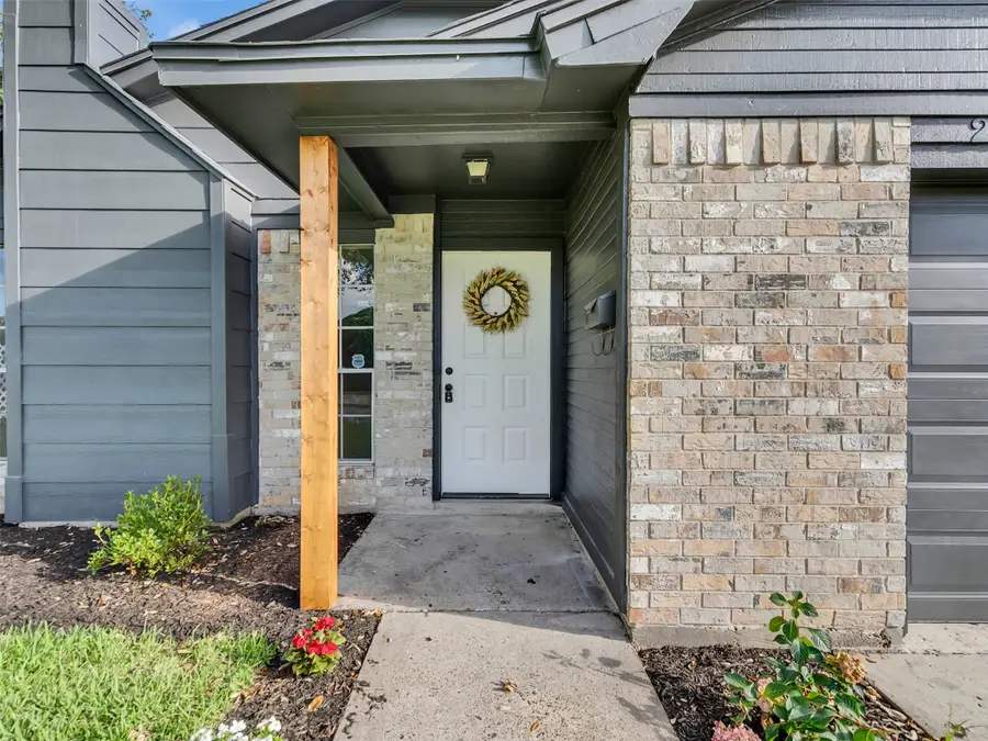 2613 7th Avenue N, Texas City, TX 77590 - #2