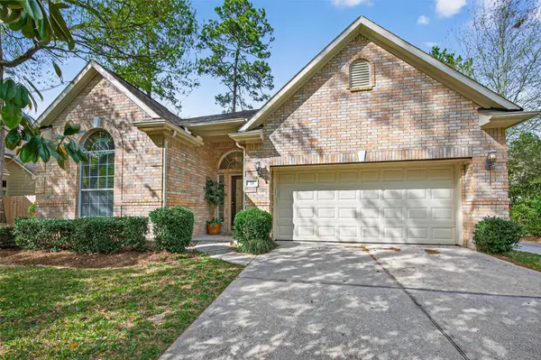 22 W Windsor Hills Circle, Conroe, TX 77384