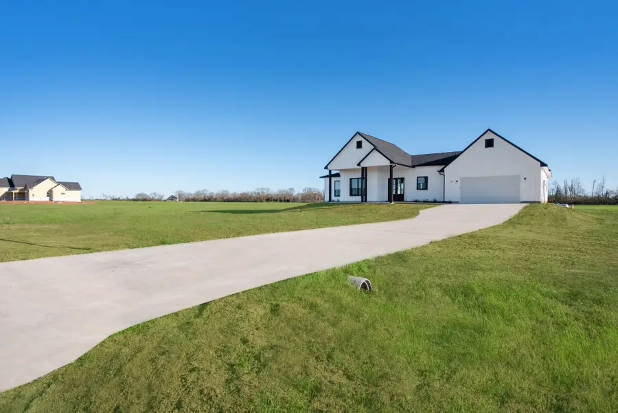 519 Chuckwagon Trail, Angleton, TX 77515 - #2