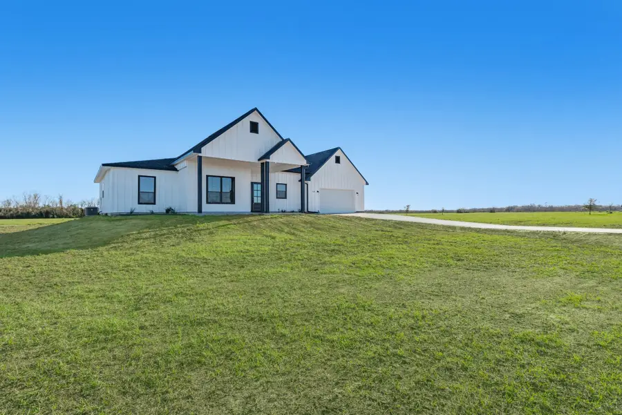 519 Chuckwagon Trail, Angleton, TX 77515 - #3