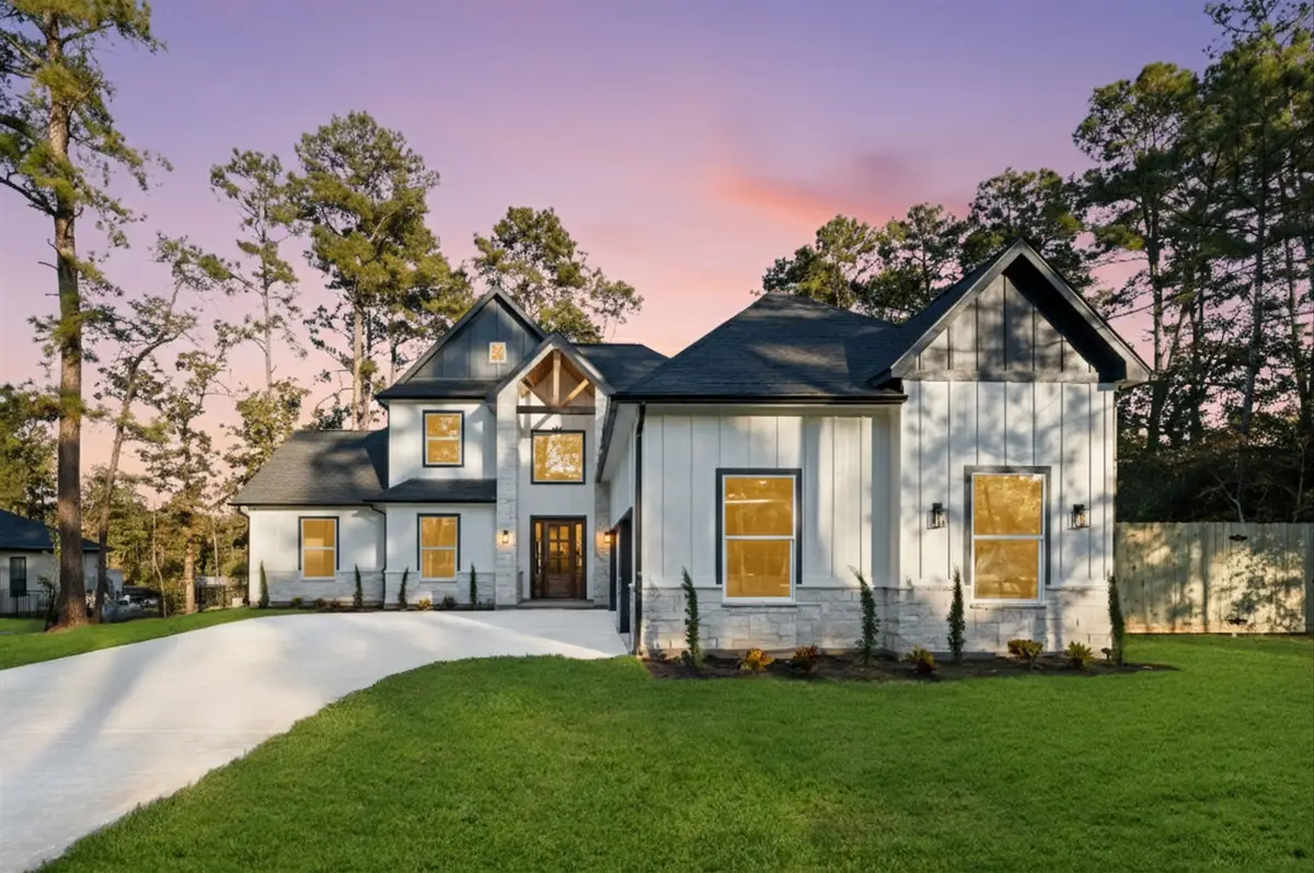 40714 Rolling Forest Dr, Magnolia, TX 77354 - Image #1