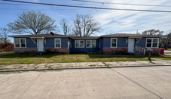 1207 W 9th Street, Freeport, TX 77541