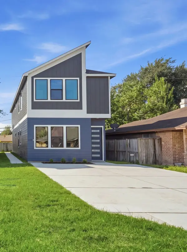 11021 Melba Lane #A/B, Houston, TX 77041
