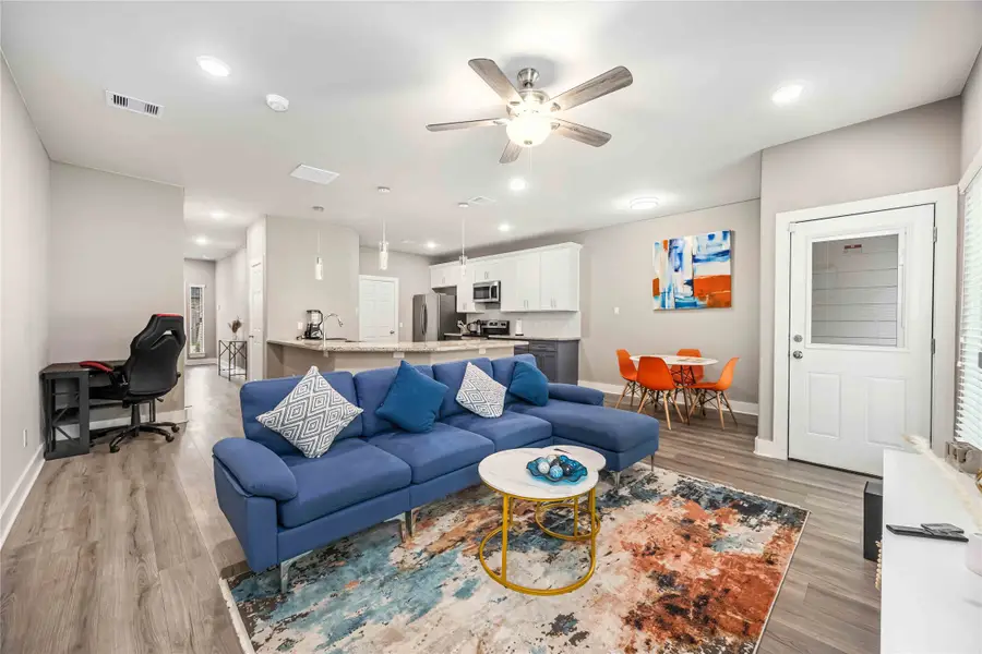 5023 Mallow Street #A/B, Houston, TX 77033 - #3