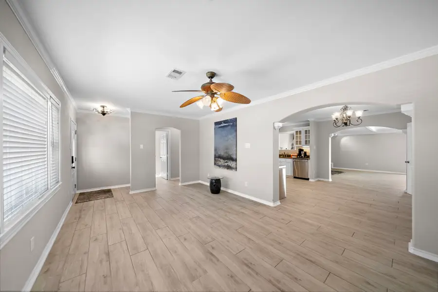 28 Manor Way, Galveston, TX 77550 - #3